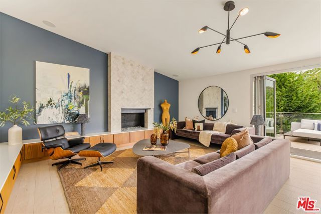 279 Mabery Road, Santa Monica, CA 90402