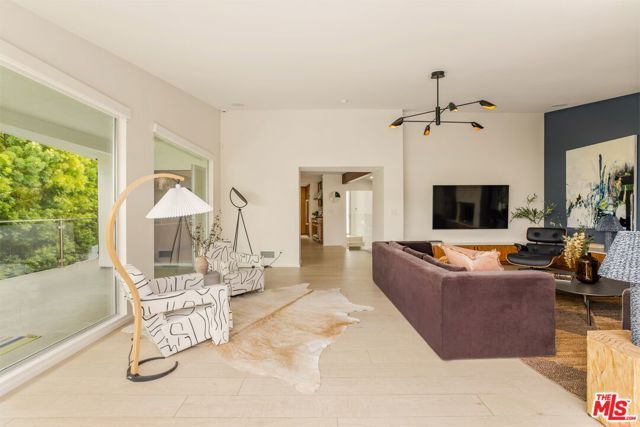 279 Mabery Road, Santa Monica, CA 90402