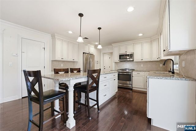 252 4th Avenue, Westwood, NJ 07675