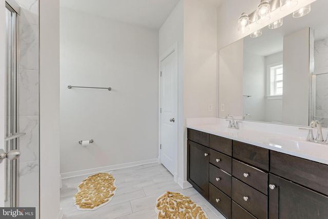 42403 ARCOLA VISTA TER, Sterling, VA 20166