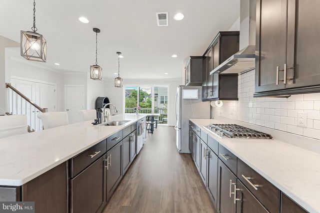 42403 ARCOLA VISTA TER, Sterling, VA 20166