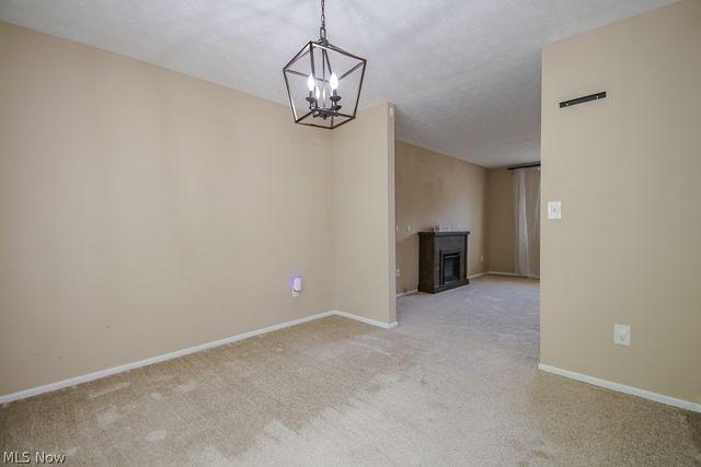 10015 Windjammer Trail, Aurora, OH 44202