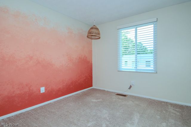 10015 Windjammer Trail, Aurora, OH 44202