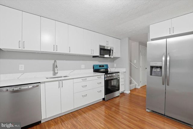 12303 TIGERS EYE CT, Reston, VA 20191