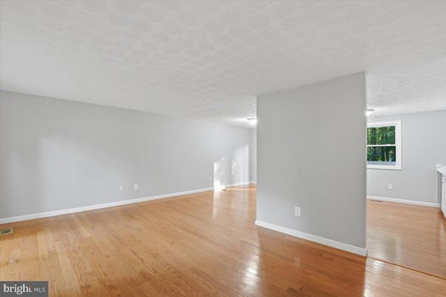 12303 TIGERS EYE CT, Reston, VA 20191