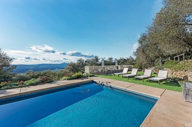 2557 Trinity Rd, Glen Ellen, CA 95442