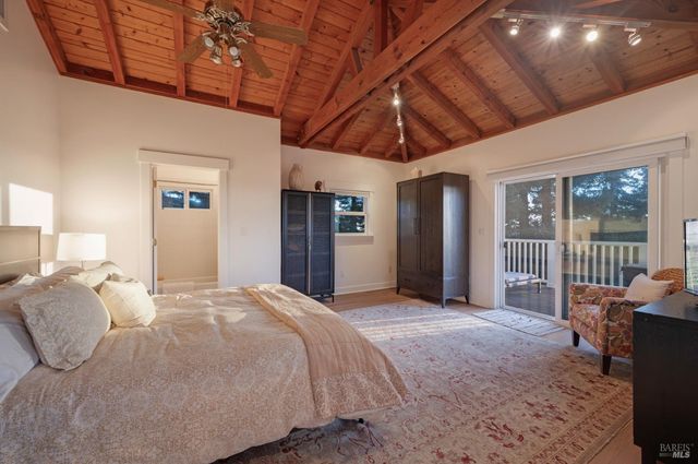 2557 Trinity Rd, Glen Ellen, CA 95442