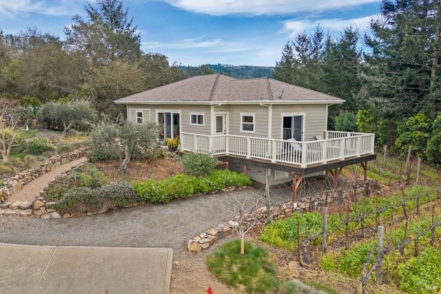 2557 Trinity Rd, Glen Ellen, CA 95442