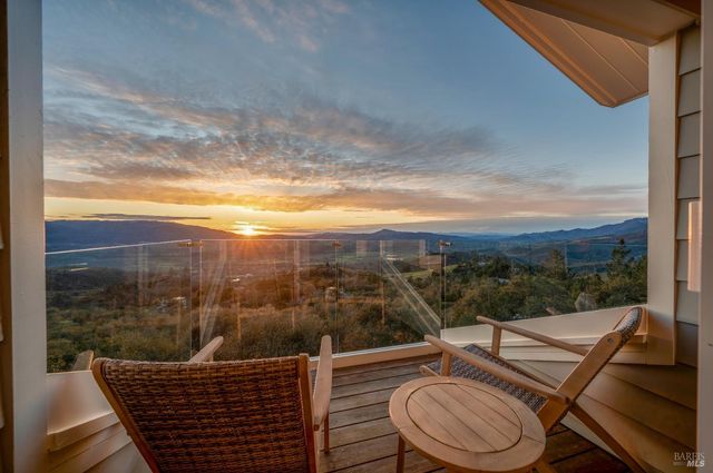 2557 Trinity Rd, Glen Ellen, CA 95442