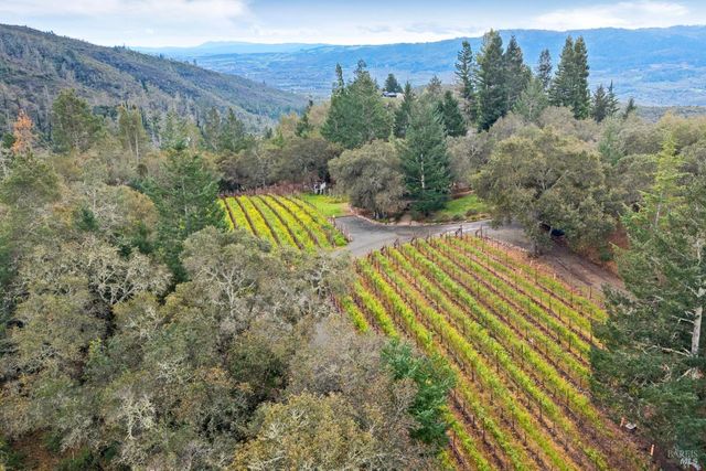 2557 Trinity Rd, Glen Ellen, CA 95442