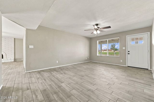 629 E HOLMES Avenue, Mesa, AZ 85204
