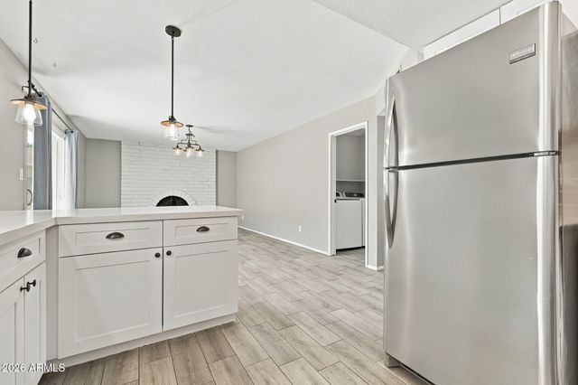 629 E HOLMES Avenue, Mesa, AZ 85204