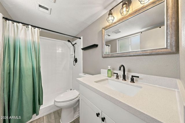 629 E HOLMES Avenue, Mesa, AZ 85204