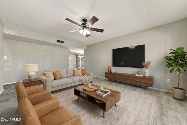 629 E HOLMES Avenue, Mesa, AZ 85204
