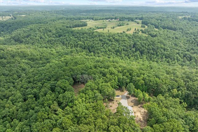 280 Paradise Ln, Crawford, TN 38554