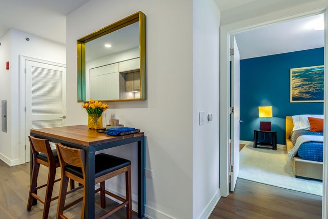 211 N Harbor Drive 1405, Chicago, IL 60601