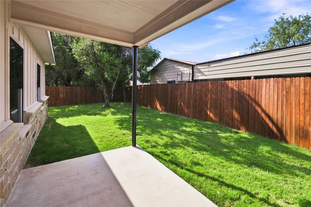 2515 Coyote Trail, Granbury, TX 76048