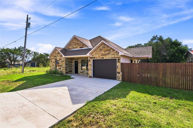 2515 Coyote Trail, Granbury, TX 76048