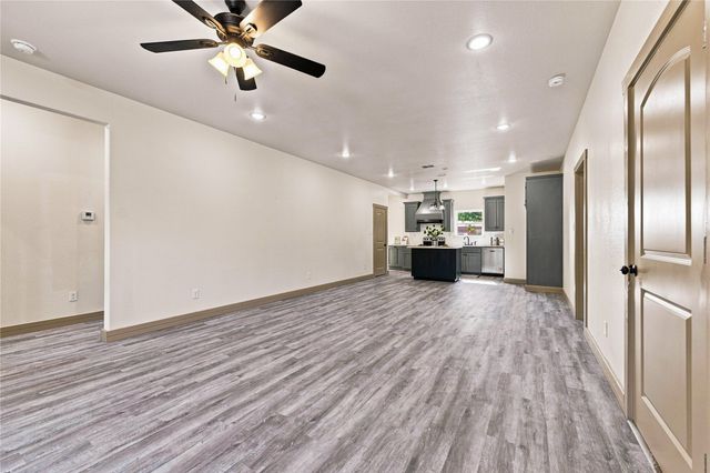 2515 Coyote Trail, Granbury, TX 76048