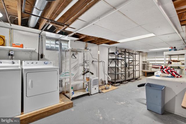 25 CHURCH ST, Willow Grove, PA 19090