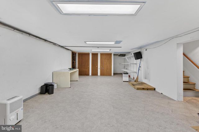 25 CHURCH ST, Willow Grove, PA 19090