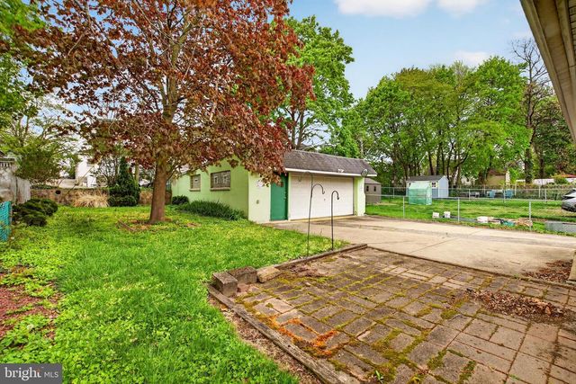 25 CHURCH ST, Willow Grove, PA 19090