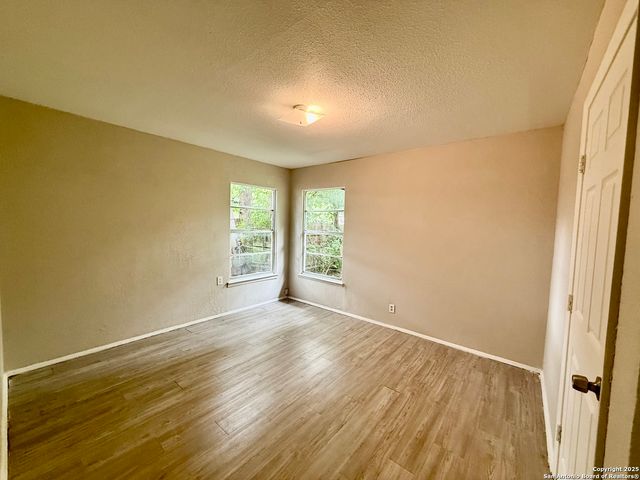 4318 Wild Oak, San Antonio, TX 78219