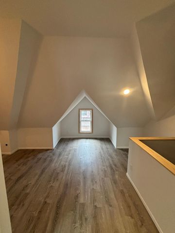 1609 4th Street NE, Minneapolis, MN 55413