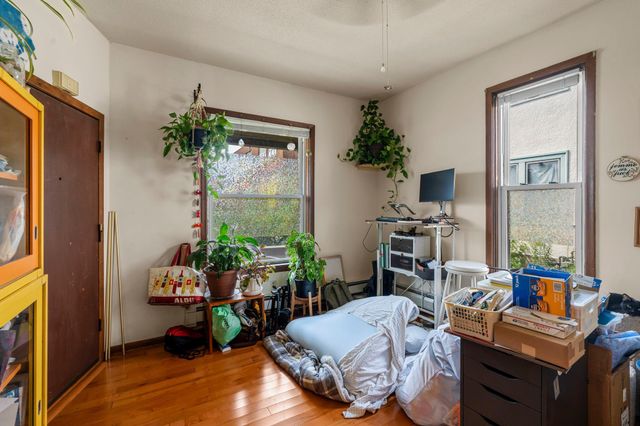 1609 4th Street NE, Minneapolis, MN 55413