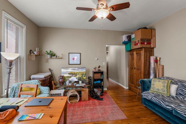 1609 4th Street NE, Minneapolis, MN 55413