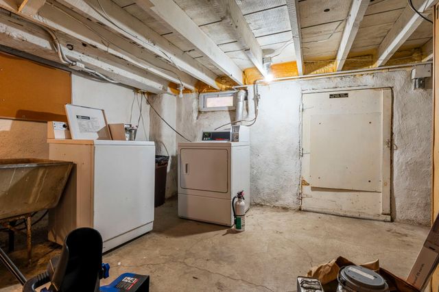 1609 4th Street NE, Minneapolis, MN 55413