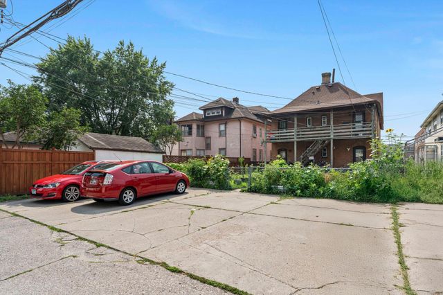 1609 4th Street NE, Minneapolis, MN 55413