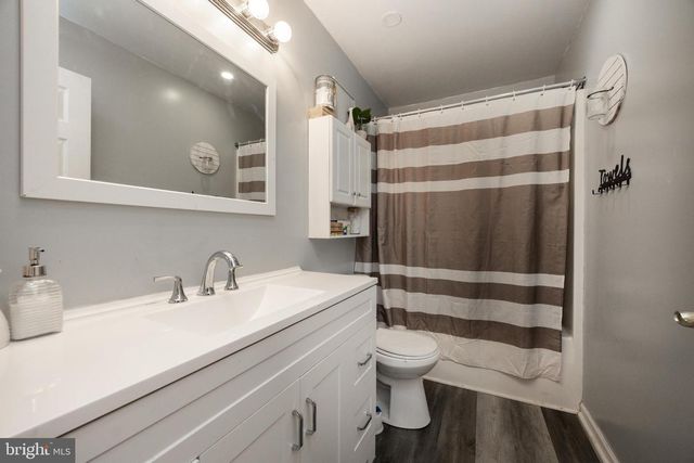 1094 MERCHANT ST, Coatesville, PA 19320