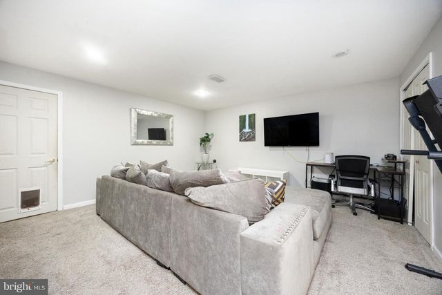 1094 MERCHANT ST, Coatesville, PA 19320