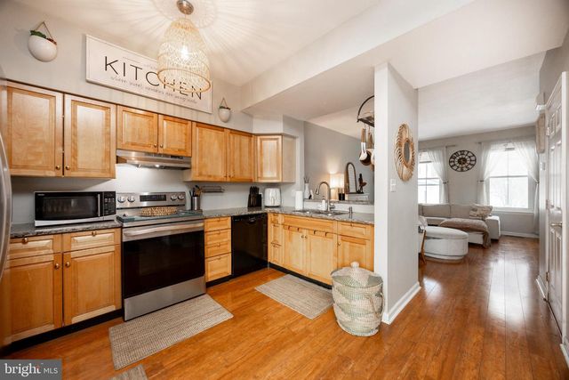 1094 MERCHANT ST, Coatesville, PA 19320