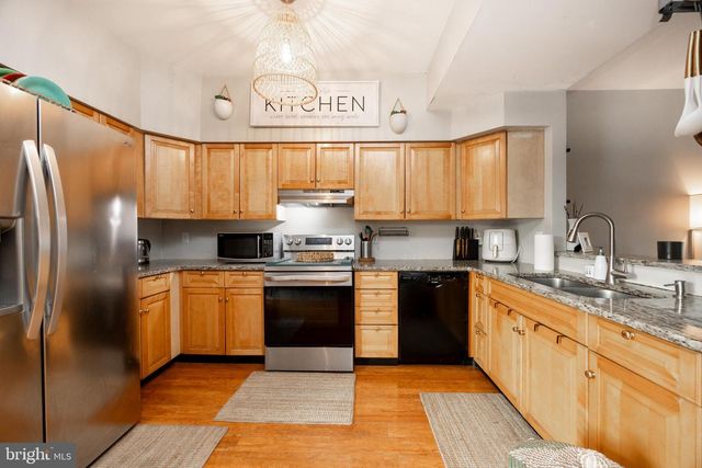 1094 MERCHANT ST, Coatesville, PA 19320