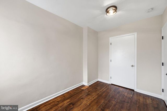 204 MIDDLESEX ST, Gloucester City, NJ 08030