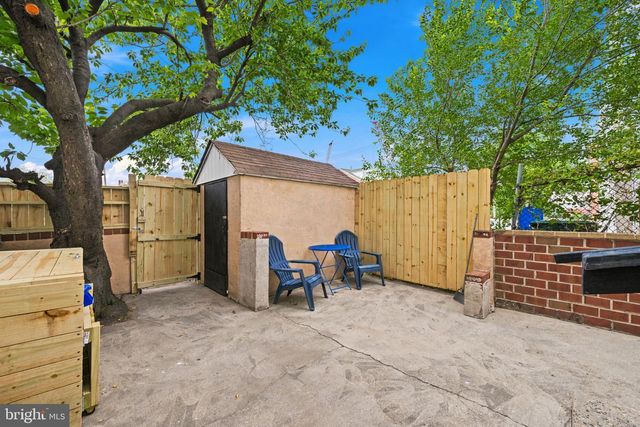 204 MIDDLESEX ST, Gloucester City, NJ 08030