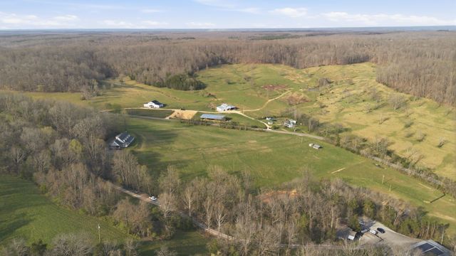 391 Keg Springs Rd, Hampshire, TN 38461
