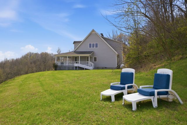 391 Keg Springs Rd, Hampshire, TN 38461