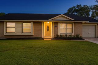 2503 Ironclad Drive, League City, TX 77573