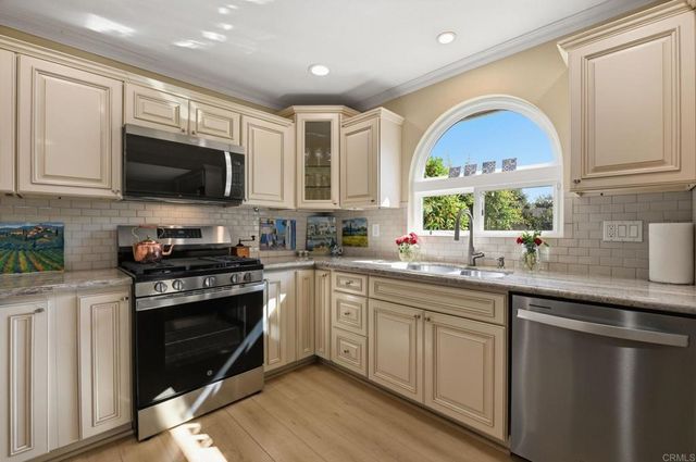 3625 Laketree Drive, Fallbrook, CA 92028