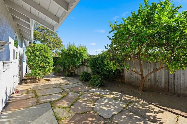 3625 Laketree Drive, Fallbrook, CA 92028