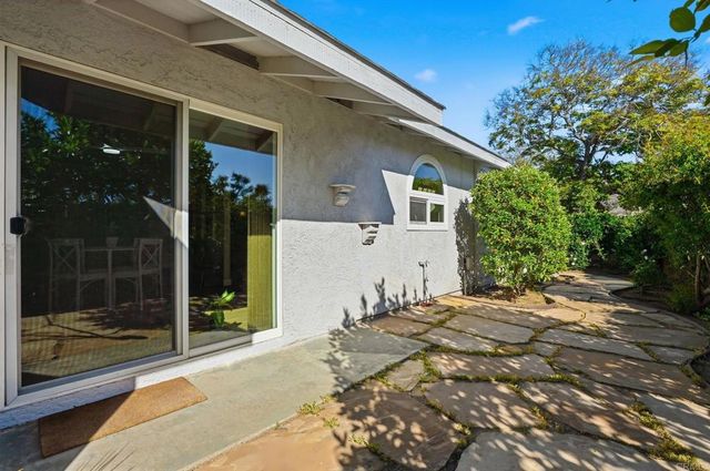 3625 Laketree Drive, Fallbrook, CA 92028