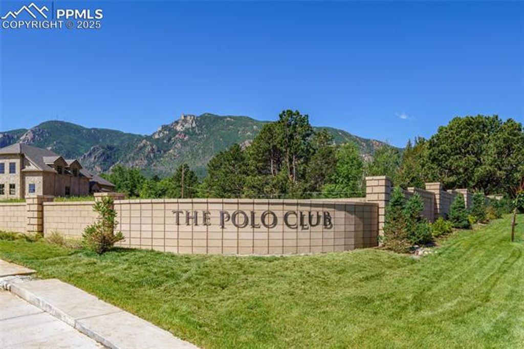 3520 Sebastian Heights, Colorado Springs, CO 80906 — photo 2