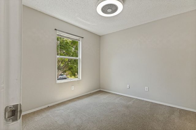 6612 Waterhill Lane, Fort Worth, TX 76179