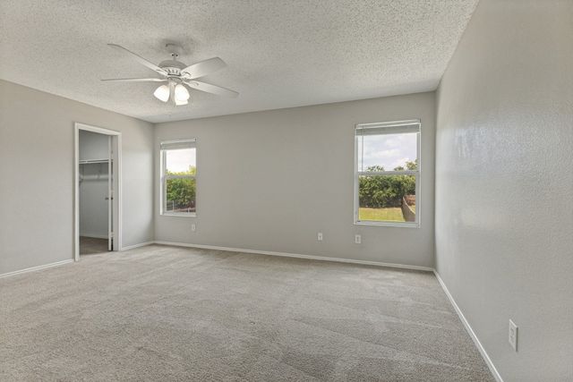 6612 Waterhill Lane, Fort Worth, TX 76179