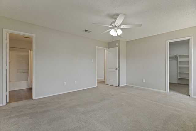 6612 Waterhill Lane, Fort Worth, TX 76179