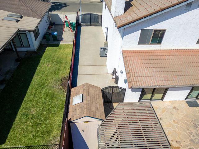 872 Westwind Dr, Lodi, CA 95242