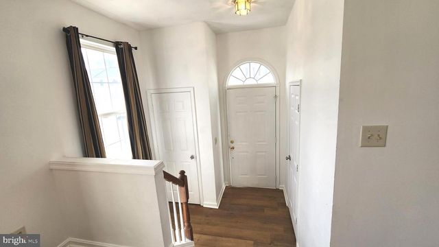 95 DENNY CIR, Newark, DE 19702